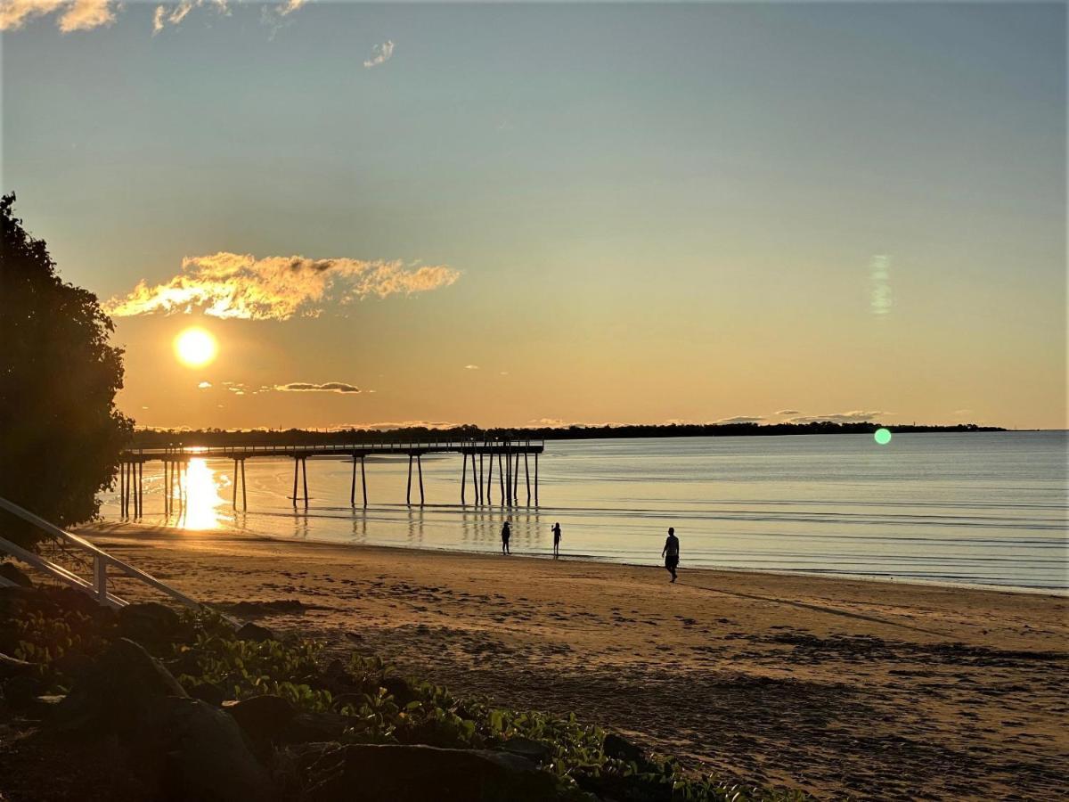 Riviera Resort Hervey Bay Esterno foto