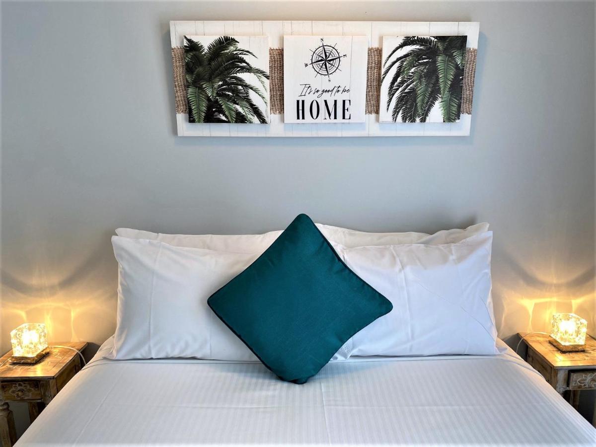 Riviera Resort Hervey Bay Esterno foto