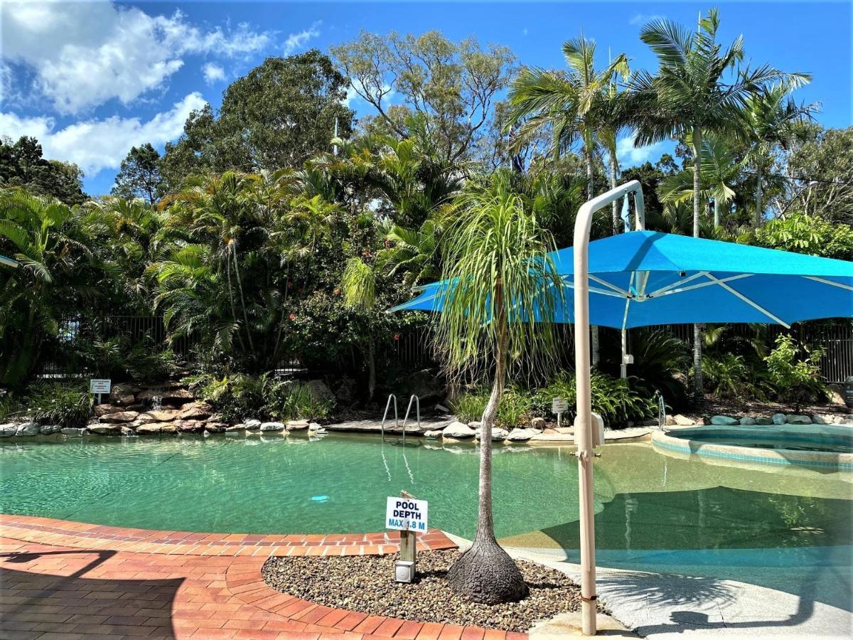 Riviera Resort Hervey Bay Esterno foto